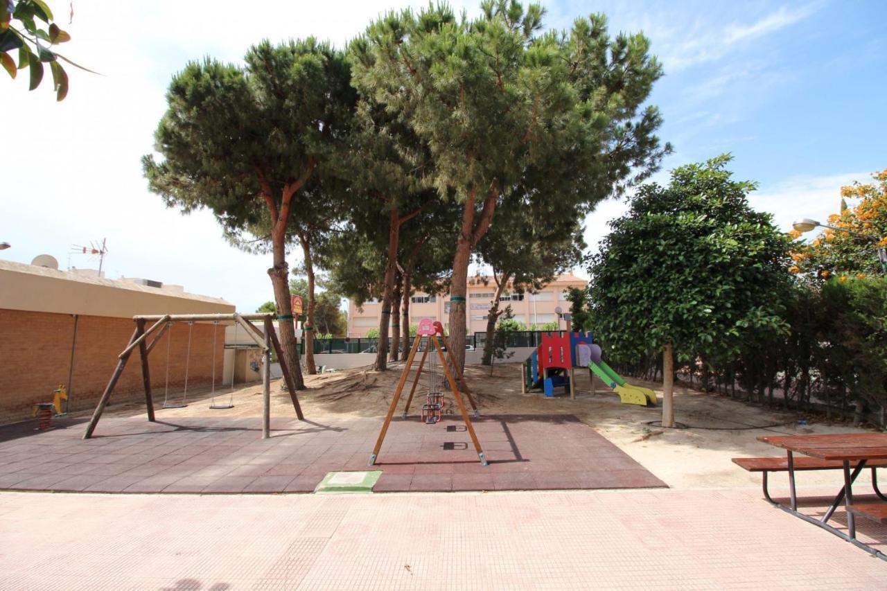 Apartamento Las Torres El Campello Eksteriør bilde