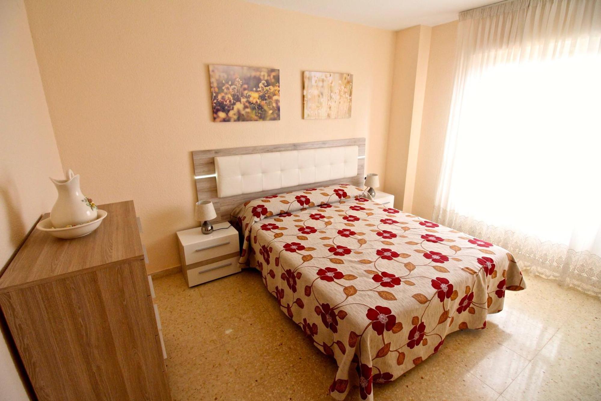 Apartamento Las Torres El Campello Eksteriør bilde